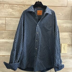 Tommy Bahama Button Down